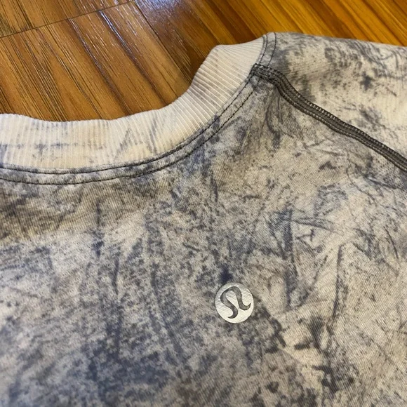 NEW LULULEMON SWIFTLY TECH TIE DYE LONGSLEEVEđź’™ - Picture 11 of 14